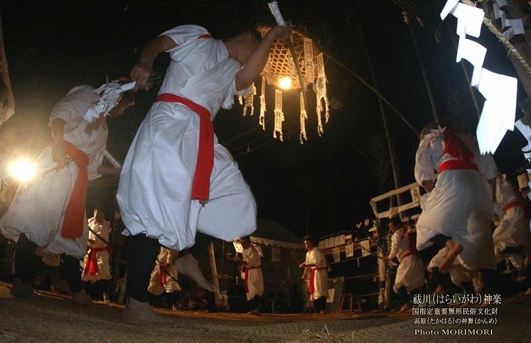 祓川神楽 十二人剱(じゅうににんつるぎ)