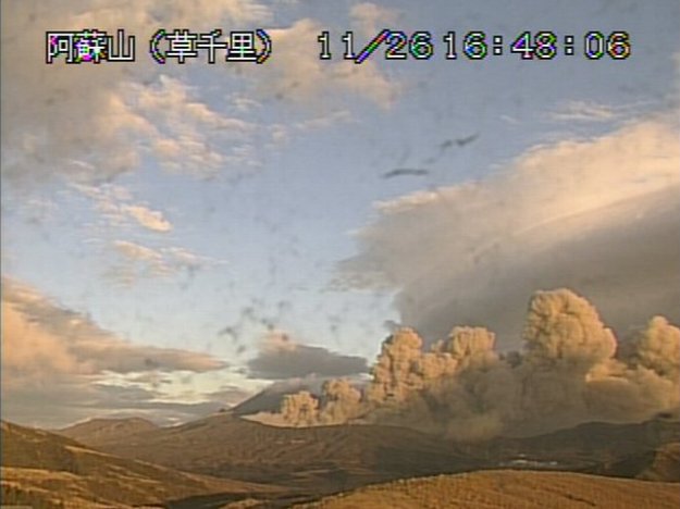 阿蘇山　噴火　2014年11月26日