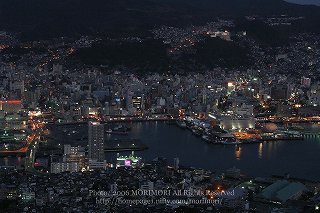 稲佐山山頂展望台　長崎の夜景　０３