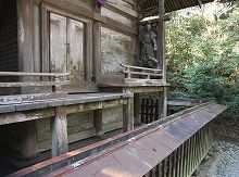 三毛入野命の彫刻（高千穂神社本殿回廊）　06