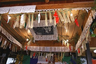 高千穂 上田原地区の神楽 06 (拡大版は編集中)