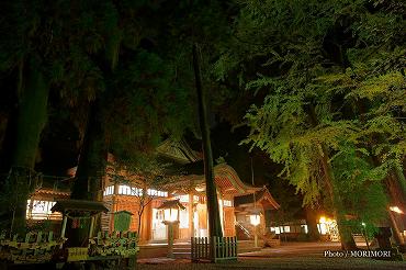 ■ 夜の高千穂神社 夜の高千穂神社