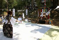日南市下方九社神社神楽 01