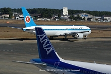 ANA全日空モヒカンジェット 宮崎ブーゲンビリア空港にて 新旧比較 06