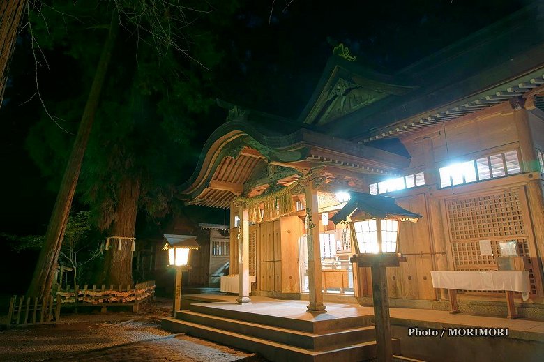 ■ 高千穂神社