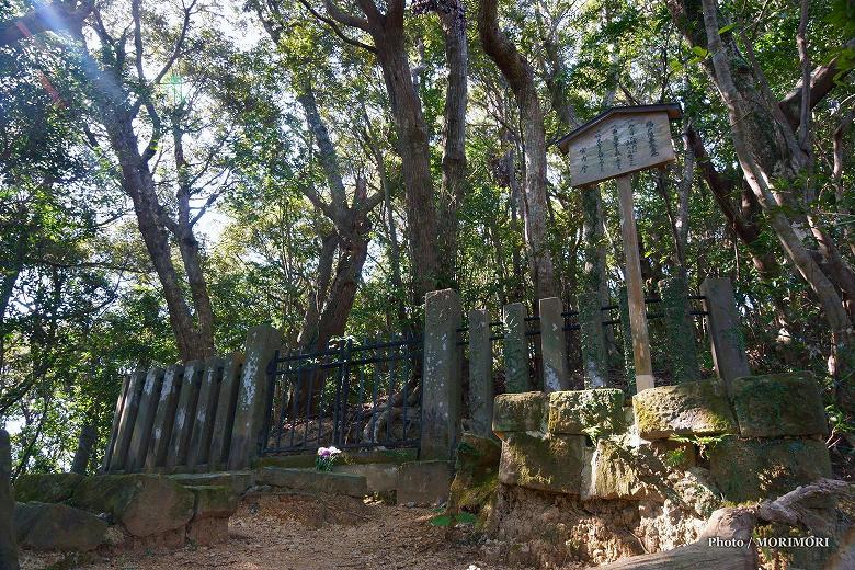 鵜戸御陵墓参考地　鵜戸山 連日の峯 吾平山上陵（あひらのやまのうえのみささぎ）