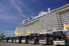 Quantum of the Seas (N@^EIuEUEV[Y) Aburatsu Port Japan