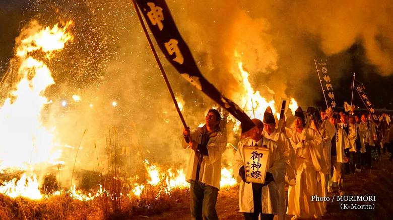 師走祭り（迎え火の中の御神幸）