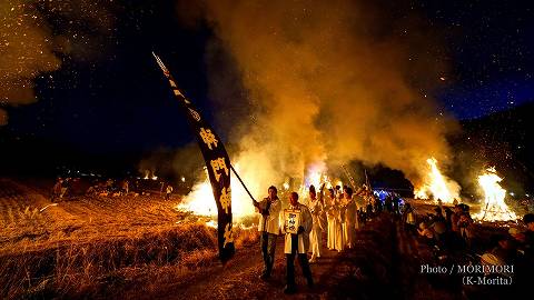 師走祭り（迎え火の中の御神幸）