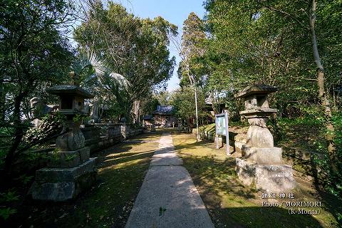 跡江神社 境内参道