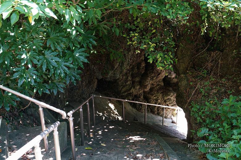 久家神社の化石群