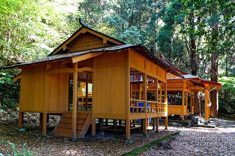 塚原(つかばる)神社神楽殿 