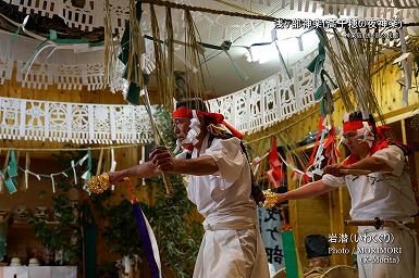 岩潜（いわくぐり）浅ヶ部神楽(高千穂の夜神楽)