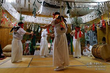 山森（やまもり）浅ヶ部神楽(高千穂の夜神楽)