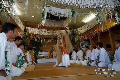 舞開（まいびらき）浅ヶ部神楽(高千穂の夜神楽)