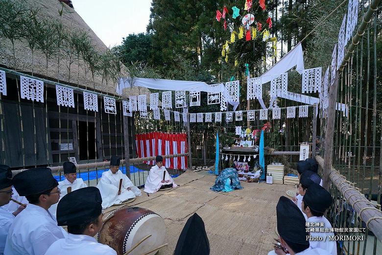 穂北神楽　小屋潔め（宮崎県総合博物館にて）