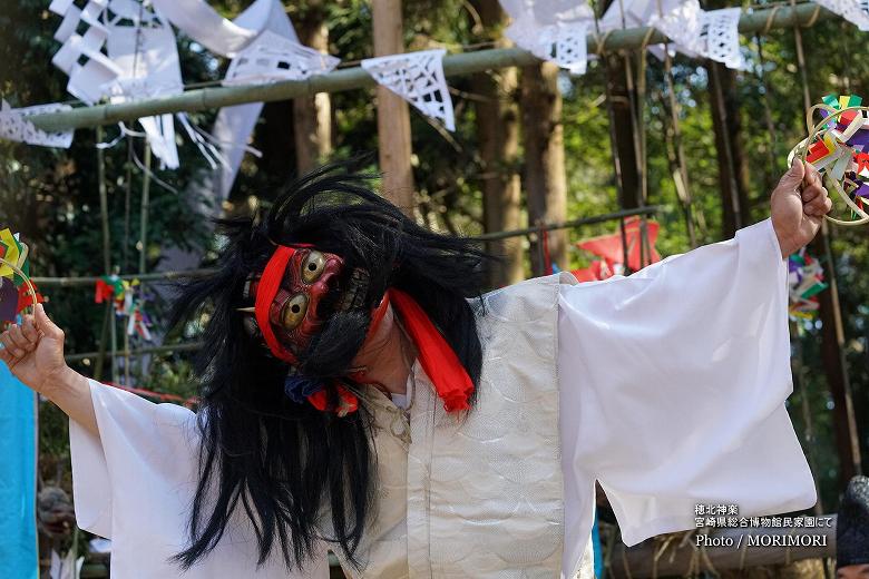 穂北神楽　笠取鬼神（宮崎県総合博物館にて）