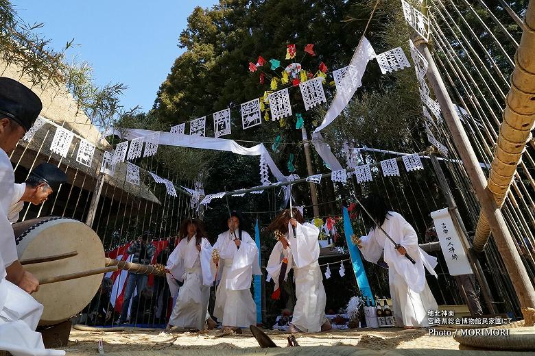 穂北神楽　四人神師（宮崎県総合博物館にて）