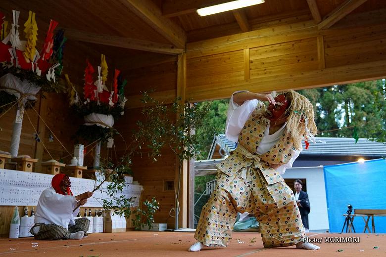 太玉舞(ふとだままい)　生目神社神楽