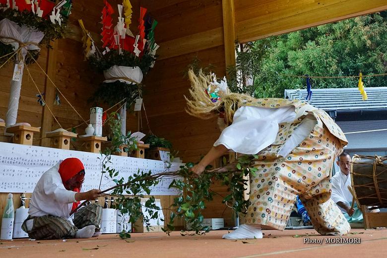 太玉舞(ふとだままい)　生目神社神楽