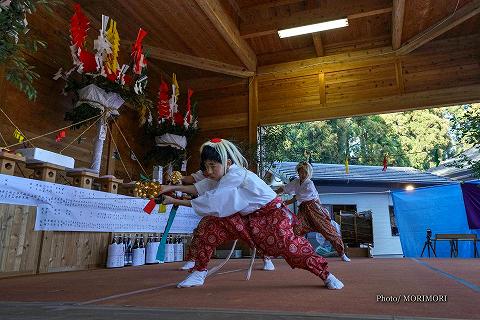 岩通し　生目神社神楽