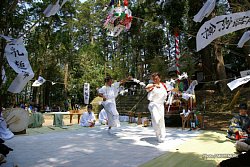 ■ 九社神社神楽　一の山06_ichinoyama_09.jpg