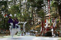 ■ 九社神社神楽　戸隠15_tokakushi_04.jpg