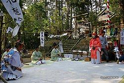 ■ 九社神社神楽　岩戸16_iwato_16.jpg