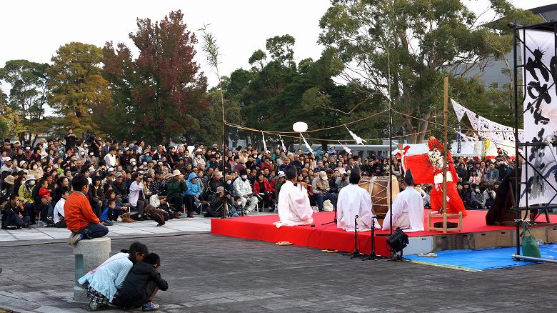 ■ みやざき神楽まつり　会場風景