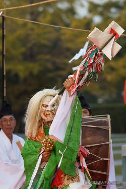 ■ 高千穂神楽（上野神楽）手力雄（だぢからお）　3