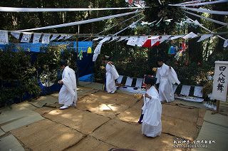 新田神楽　四人地舞　宮崎県　新富町　001