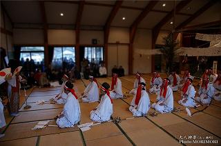 大人夜神楽｜神々の招き入れの儀礼