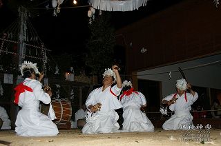 米良の神楽（銀鏡神楽） 式４番 地割 sk2104jw07.jpg