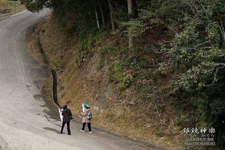 神楽のあと　家路