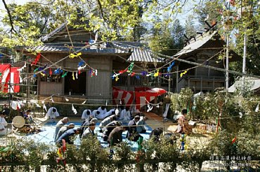 村角高屋神社神楽　神庭の様子等　0010.jpg