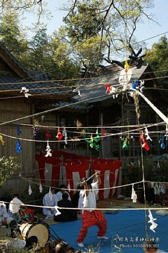 村角高屋神社神楽　一刀の舞　0301.jpg