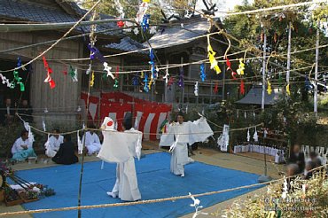 村角高屋神社神楽　花　0401.jpg