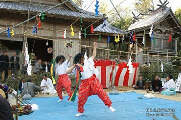 村角高屋神社神楽　将軍　0501.jpg