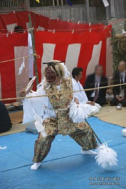 村角高屋神社神楽　やわらし鬼神　0603.jpg