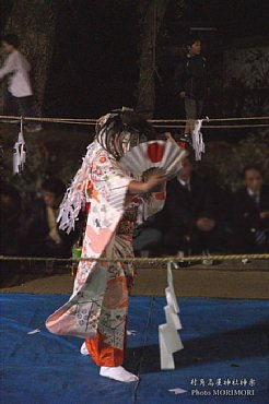 村角高屋神社神楽　嫁女の舞　1307.jpg