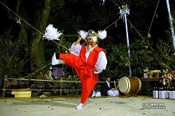 大塚八幡神社春神楽(白海 ビャッカイ) 大塚八幡神社春神楽(白海 ビャッカイ)ootsuka_hj21.jpg