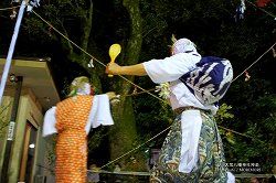 大塚八幡神社春神楽(神登夜迦 カントヤカ) 大塚八幡神社春神楽(神登夜迦 カントヤカ)ootsuka_hj26.jpg