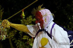 大塚八幡神社春神楽(神登夜迦 カントヤカ) 大塚八幡神社春神楽(神登夜迦 カントヤカ)ootsuka_hj34.jpg