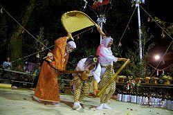 大塚八幡神社春神楽 (杵舞) 大塚八幡神社春神楽 (杵舞)ootsuka_hj37.jpg