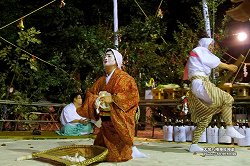 大塚八幡神社春神楽 (杵舞)ootsuka_hj48.jpg
