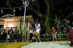 大塚八幡神社春神楽(大年)ootsuka_hj70.jpg