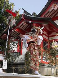 ootukahatiman_jk13.jpg 大塚八幡神社神楽