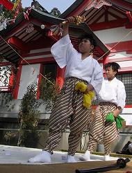 ootukahatiman_jk17.jpg 大塚八幡神社神楽