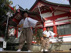 ootukahatiman_jk19.jpg 大塚八幡神社神楽