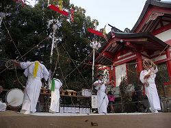 ootukahatiman_jk33.jpg 大塚八幡神社神楽